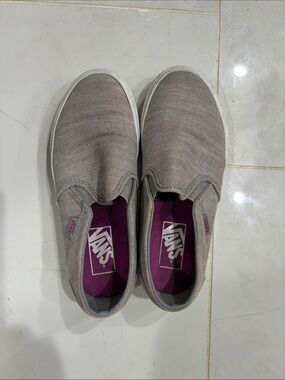 Vans Slip-On Loafers in Gray with Purple Insole size 6